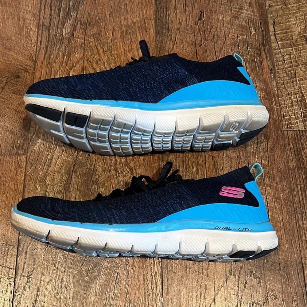 WOMENS SKETCHER KNIT SNEAKER - Picture 2 of 5
